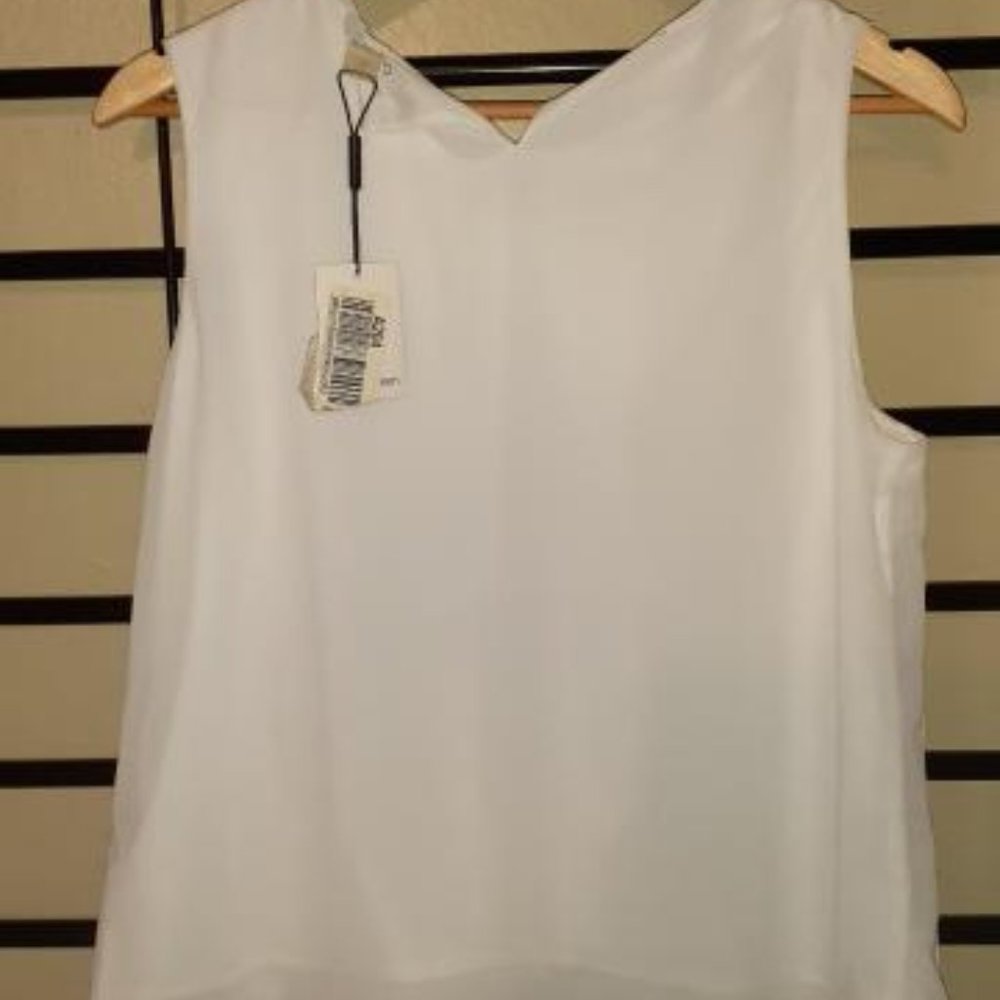 large blouse NWT - Picture 2 of 2